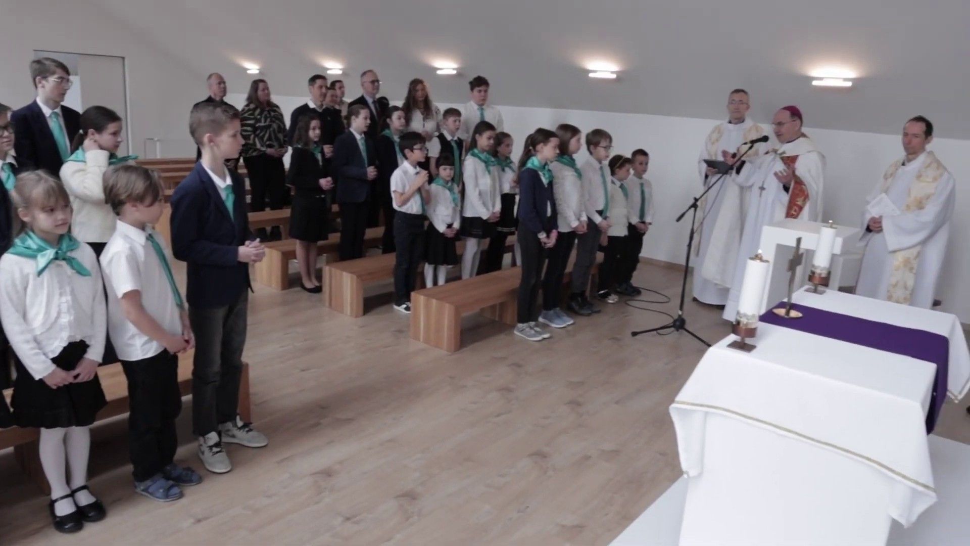 Marton Zsolt: Kis oázis az iskolákban az imaterem