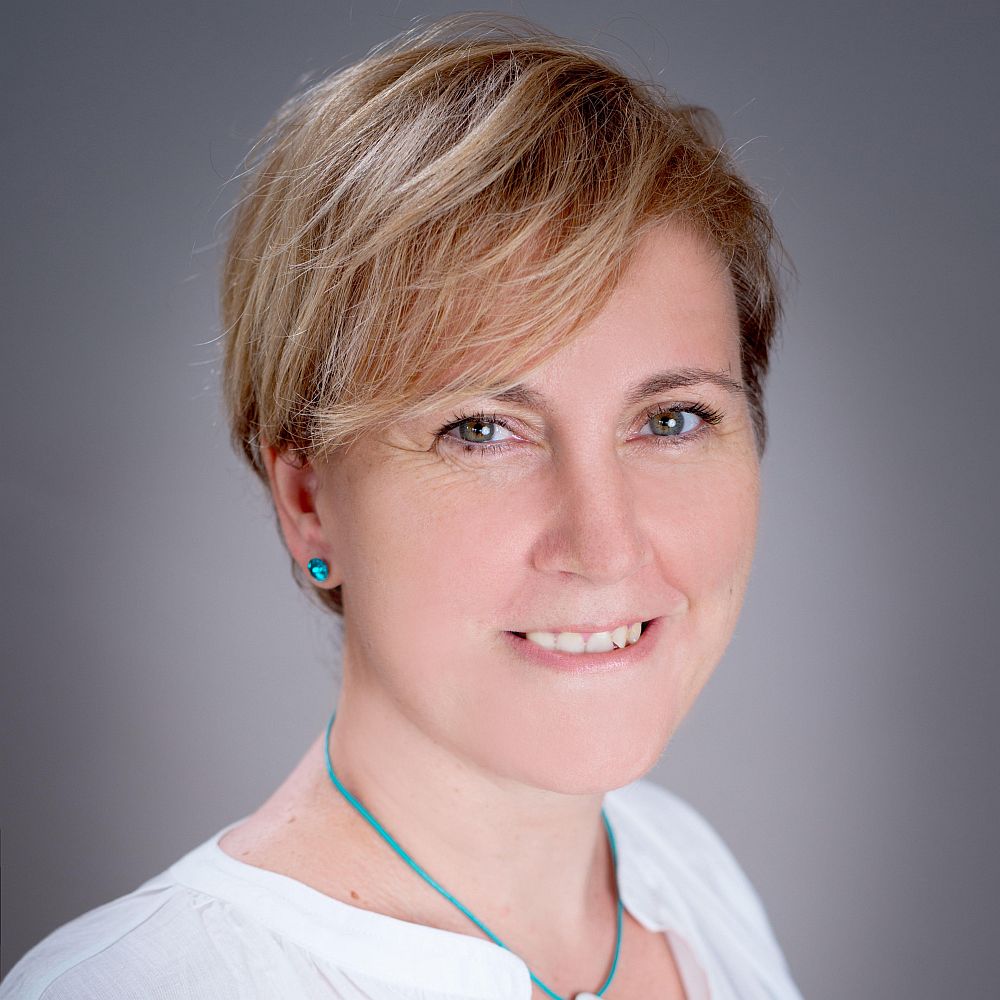 Szikora Csilla